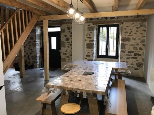 Gite Pour Famille Saint-Clément Eksteriør billede